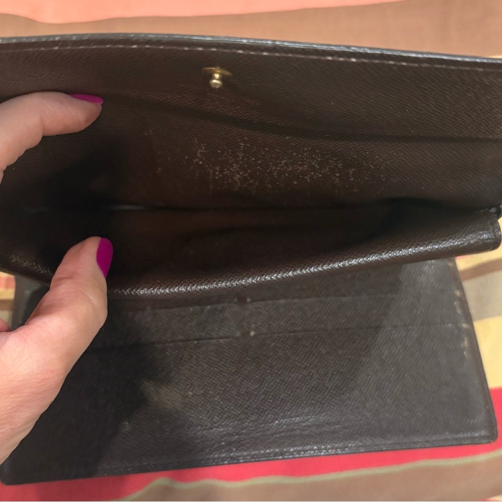 Authentic Vintage Louis Vuitton Damier Wallet - Picture 9 of 14